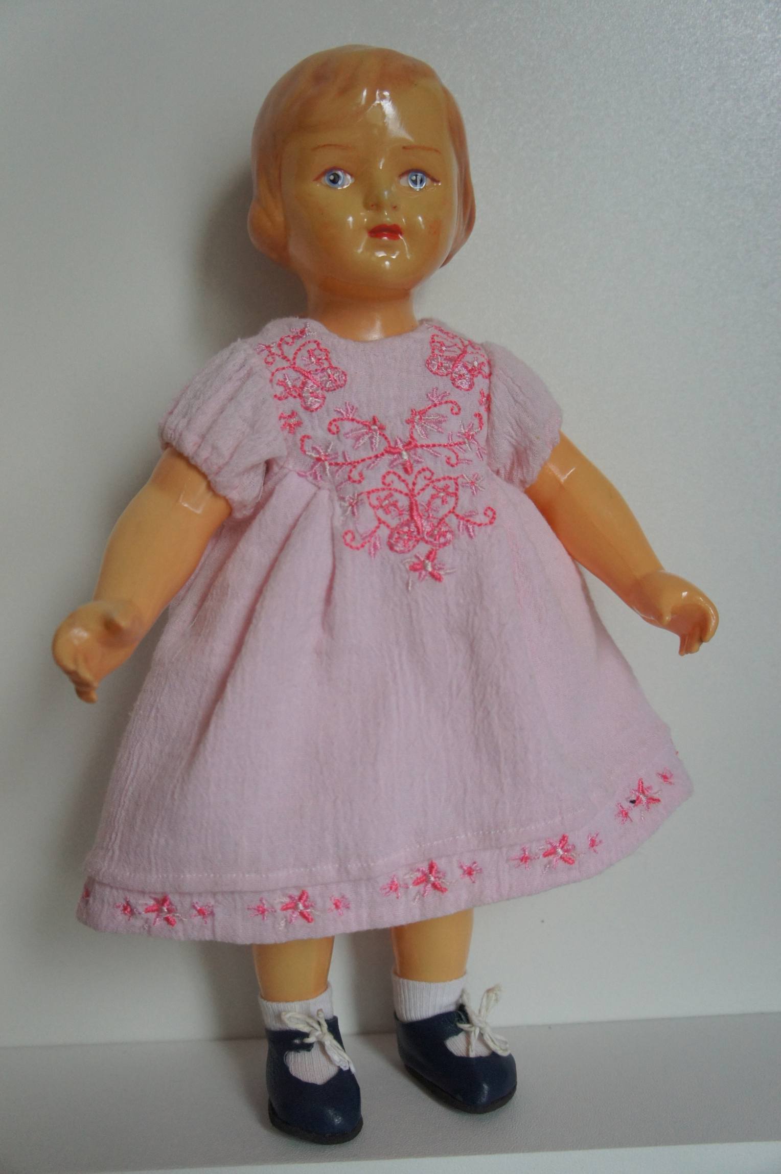 Мастерская Мимидол.  Ручной пошив винтажной одежды для кукол и ремонт кукол. Блог Красновой Натальи. DSC08092  